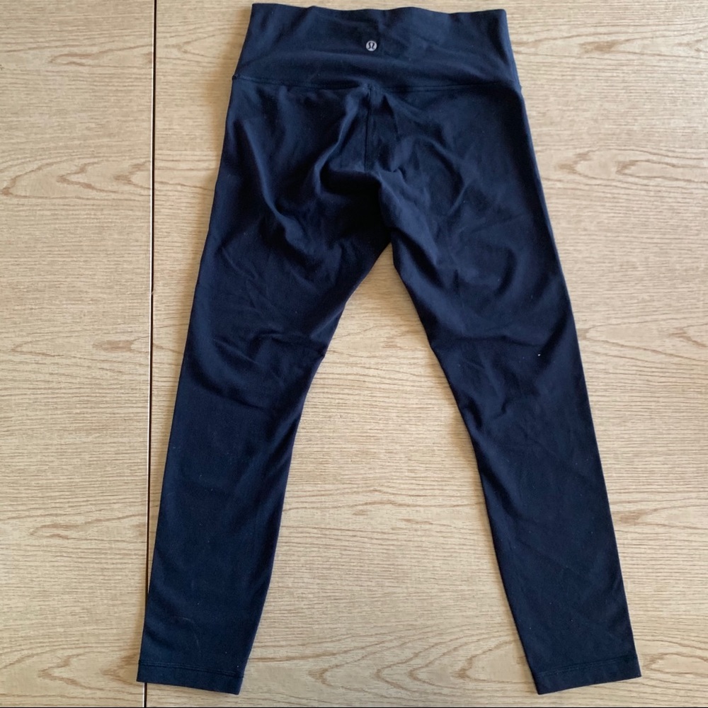 Lululemon 7/8 black wunder under leggings size 8